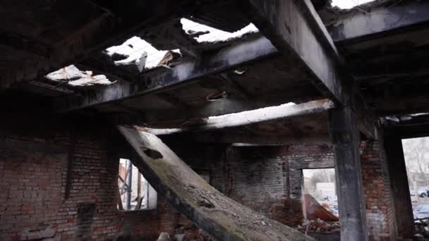 Война Украине Разрушенный Дом Обитателями Время Ночного Перелета — стоковое видео