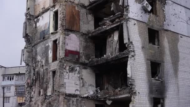 Rosyjska Inwazja Zniszczyła Budynki Miasto Akt Terroryzmu Pocisk Zbombardował Cywilów — Wideo stockowe