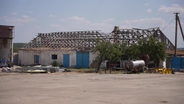 Old Berkarat Ditinggalkan Peralatan Dan Bangunan Rusak Pertanian — Stok Video