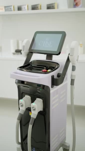 Apparatuur Voor Therapie Huidbehandeling Met Ultrageluid Met Hoge Intensiteit Kosmetologische — Stockvideo