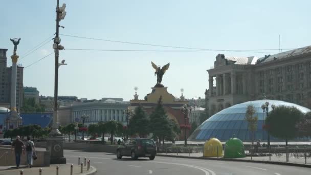 Monument Archangel Michael Mariinsky Park Kyiv Golden Statue Archangel Michael — Stock Video