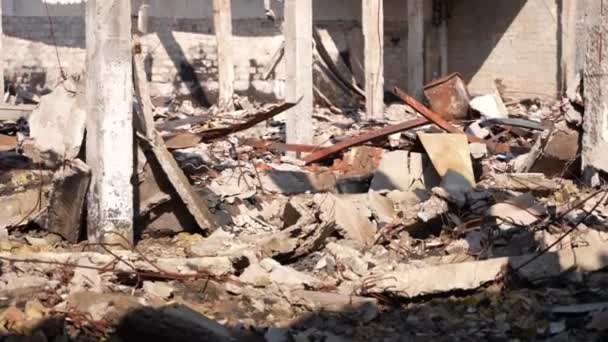 Знищена Житлова Будівля Місті Внаслідок Бомбардування Російською Армією Російське Вторгнення — стокове відео