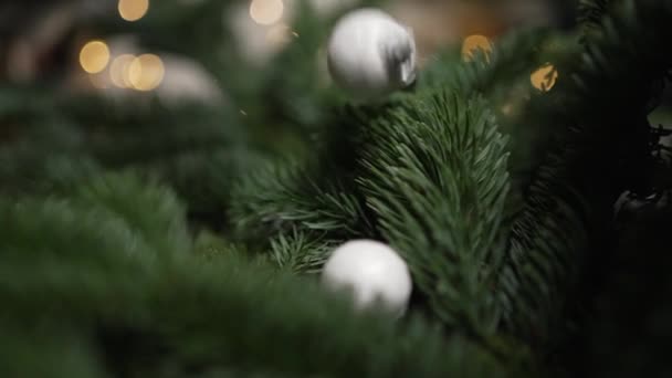 Bolas Natal Brilhantes Para Decorar Árvore Natal — Vídeo de Stock