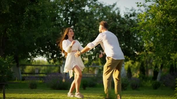 Young Romantic Caucasian Couple Beautiful Summer Garden Love Relationship Romance — Stock Video