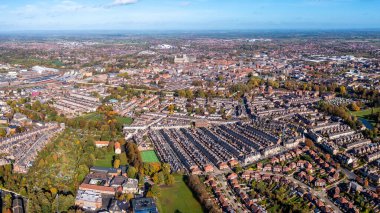 York, Yorkshire 'da York Minster ve Bishopsthorpe' da bulunan havadan bir manzara.