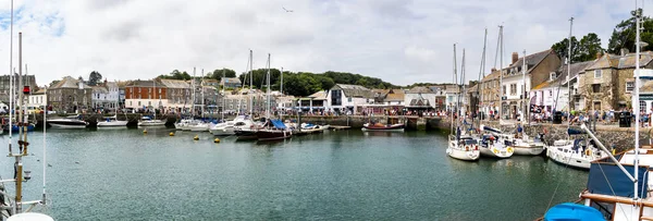 Padstow Cornwall June 2023 콘월에 인기있는 관광지인 스토우의 그림같은 항구와 — 스톡 사진