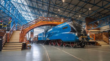 NRM, YORK, UK, OCT 6, 2024. York 'taki Ulusal Demiryolu Müzesi' nde bulunan Mallard Buhar Manzarası