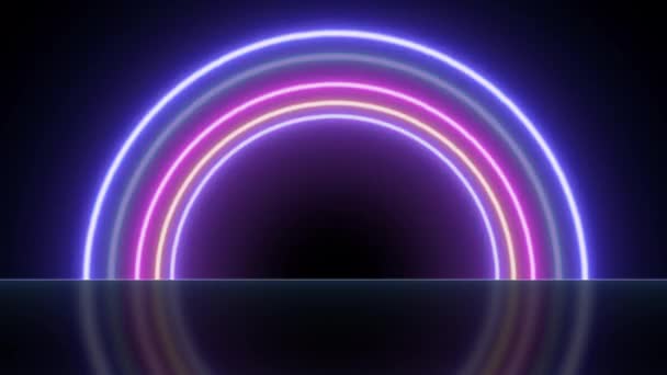 创意色彩明亮的霓虹灯圆环抽象运动背景4K视频动画设计闪烁着舞池光环或黑框上的环状动画 — 图库视频影像