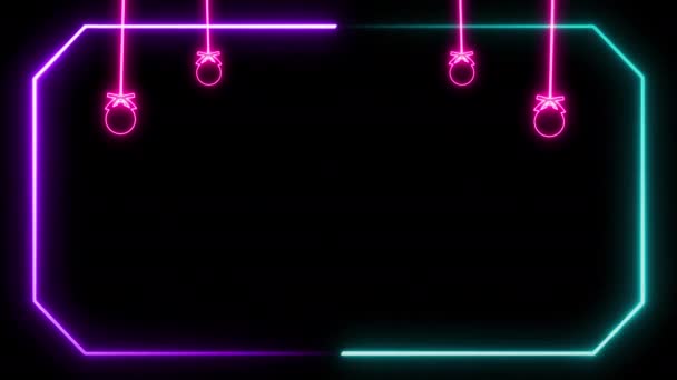 Realistische Neon Opknoping Kerstballen Animatie Roteren Geïsoleerd Zwarte Achtergrond Decoratieve — Stockvideo