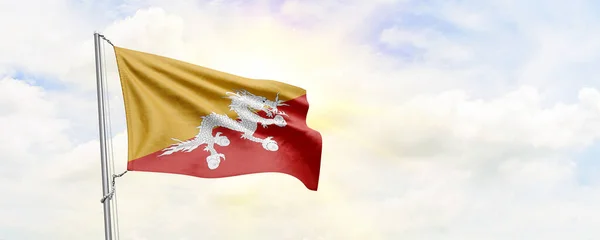 Флаг Бутана Размахивает Фоне Неба Рендеринг — стоковое фото