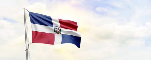 Bandeira República Dominicana Acenando Fundo Céu Renderização — Fotografia de Stock