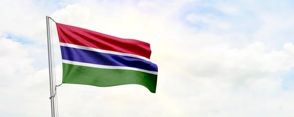 Gambia Flagga Viftar Himlen Bakgrund Återgivning — Stockfoto