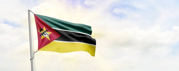 Mozambique Flag Waving Sky Background Rendering — Zdjęcie stockowe