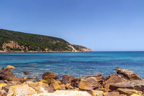 面对美丽的石榴石群岛 在突尼斯比萨特发现塞拉特角海滩 — 图库照片