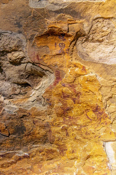 Discovering Ancient Red Ochre Paintings Stones Jebel Ousselat Central Tunisia — Stock Photo, Image