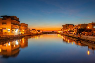 La Goulette, Tunus: Bir Kozmopolit Şehri ve Ana Tunus Limanı