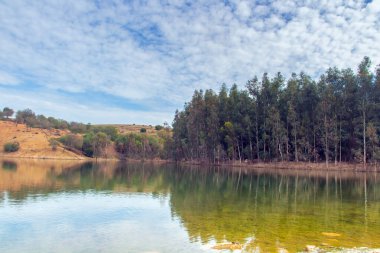 Rades, Tunus 'un güneyinde zengin bir kültür mirası olan canlı bir banliyö.