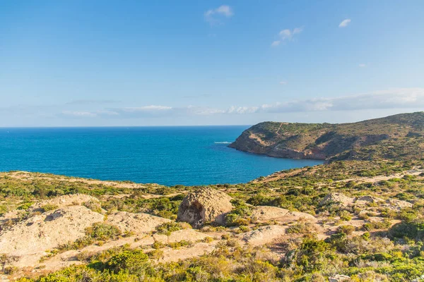 北非Korbous的Cap Fartas带海洋地平线的山地悬崖景观 — 图库照片