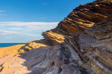 Mille-Feuille Koyu Tunus 'un Cap Bon' unda, Korbous 'da yer almaktadır..
