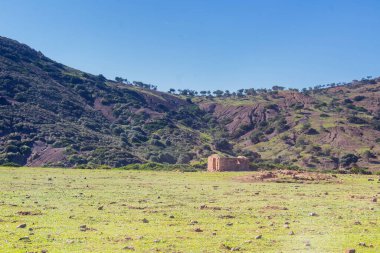 Haouaria, Tunus 'taki Antik Dağlık Anıtlar