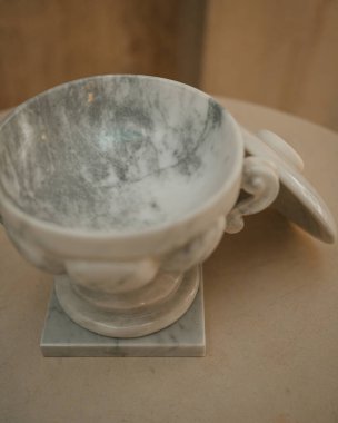 Beyaz Mermer Dekoratif Kavanoz Görüntüsü