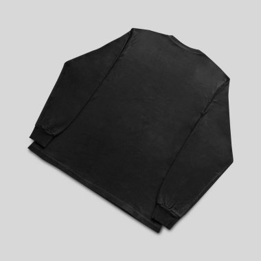 Boş siyah uzun kollu tişört. Ön ve arka modeller. Temiz arka planda, kırpma yolu ile izole edilmiş. Tasarım ve yazdırma için uzun kollu düz kalıp şablonu.