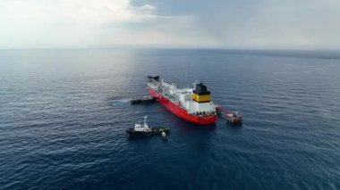 Gaz tankeri deniz manzaralı 4 K Türkiye Alanya 'ya doğru yola çıktı