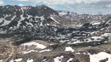 Türkiye 'nin dağlarda kışın sonu Alanya