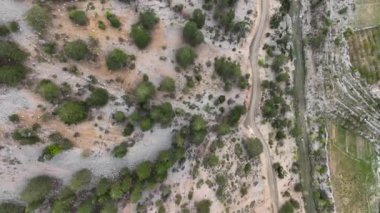 Dağların yükseklerindeki dağ manzarası