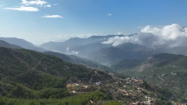 Paisagem Nublada Nas Montanhas — Vídeo de Stock