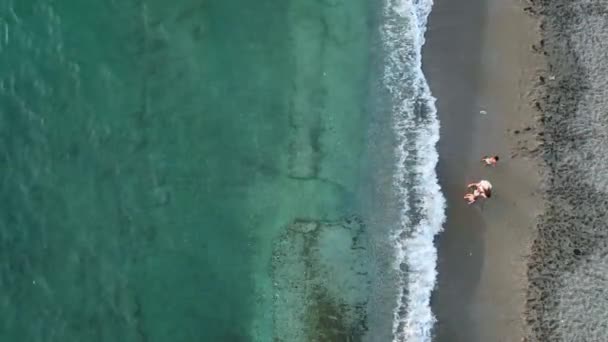 地中海上美丽的海滩 — 图库视频影像
