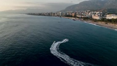 Spor teknesinde aktif yaşam tarzı Türkiye Alanya destansı sahnesi