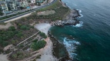 Türkiye 'nin deniz kıyısındaki şehir panoraması Alanya 4 bin