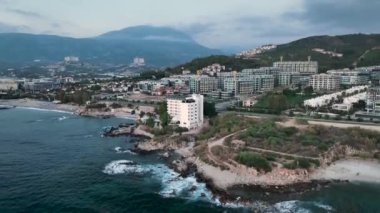 Türkiye 'nin deniz kıyısındaki şehir panoraması Alanya 4 bin