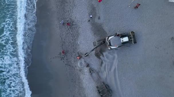 Traktor Pracuje Plážovém Leteckém Zobrazení — Stock video
