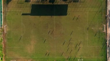 Deniz manzaralı yerel futbol kulübü Alanya 4 K.