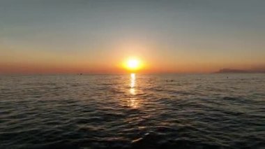 Türkiye 'nin altın saatinde çekilen yüksek kaliteli deniz dokusu Alanya