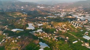 Akdeniz 'in en büyük tarım alanı Alanya kentidir..