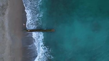 Akşamları kumsalın dokusu Türkiye 'de Alanya.