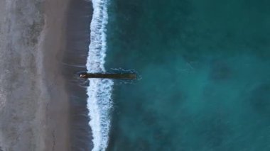 Akşamları kumsalın dokusu Türkiye 'de Alanya.