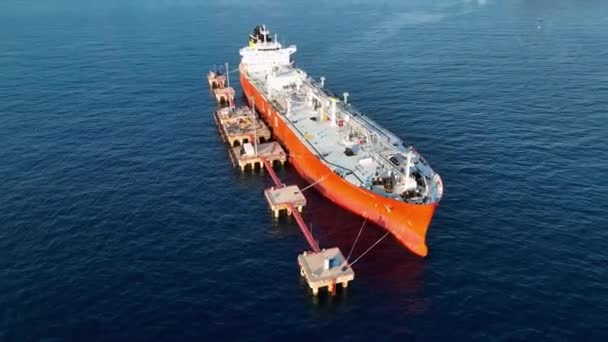 Petroleiro Gás Está Ancorado Mar — Vídeo de Stock