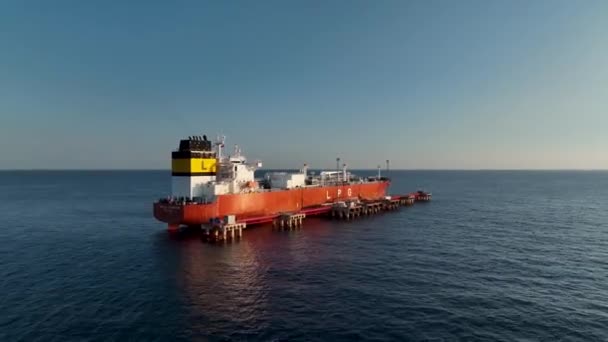 Газовый Танкер Море — стоковое видео