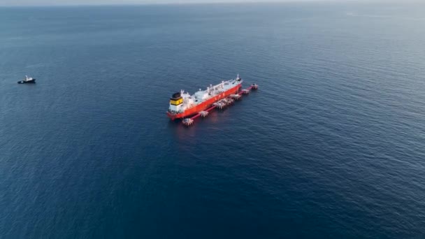 Petroleiro Gás Está Ancorado Mar — Vídeo de Stock