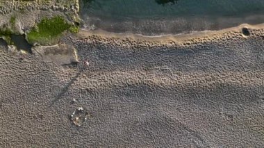 Kayalık plajın dokusu