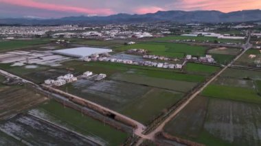 Çiftlik Arkaplanı Hava Görüntüsü 4K