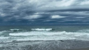 Cloudy sunset at sea