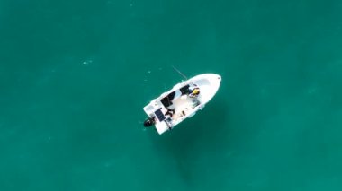 Bu günbatımında destansı bir renk