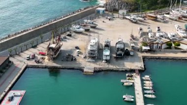 Limanda yatlar