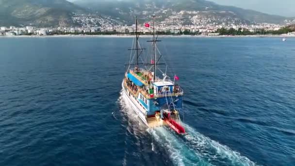 Pirates Yacht Panggilan Pelabuhan Udara Pandangan Turki Aanya — Stok Video