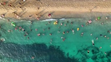 Denizin gök mavisi Türkiye Alanya
